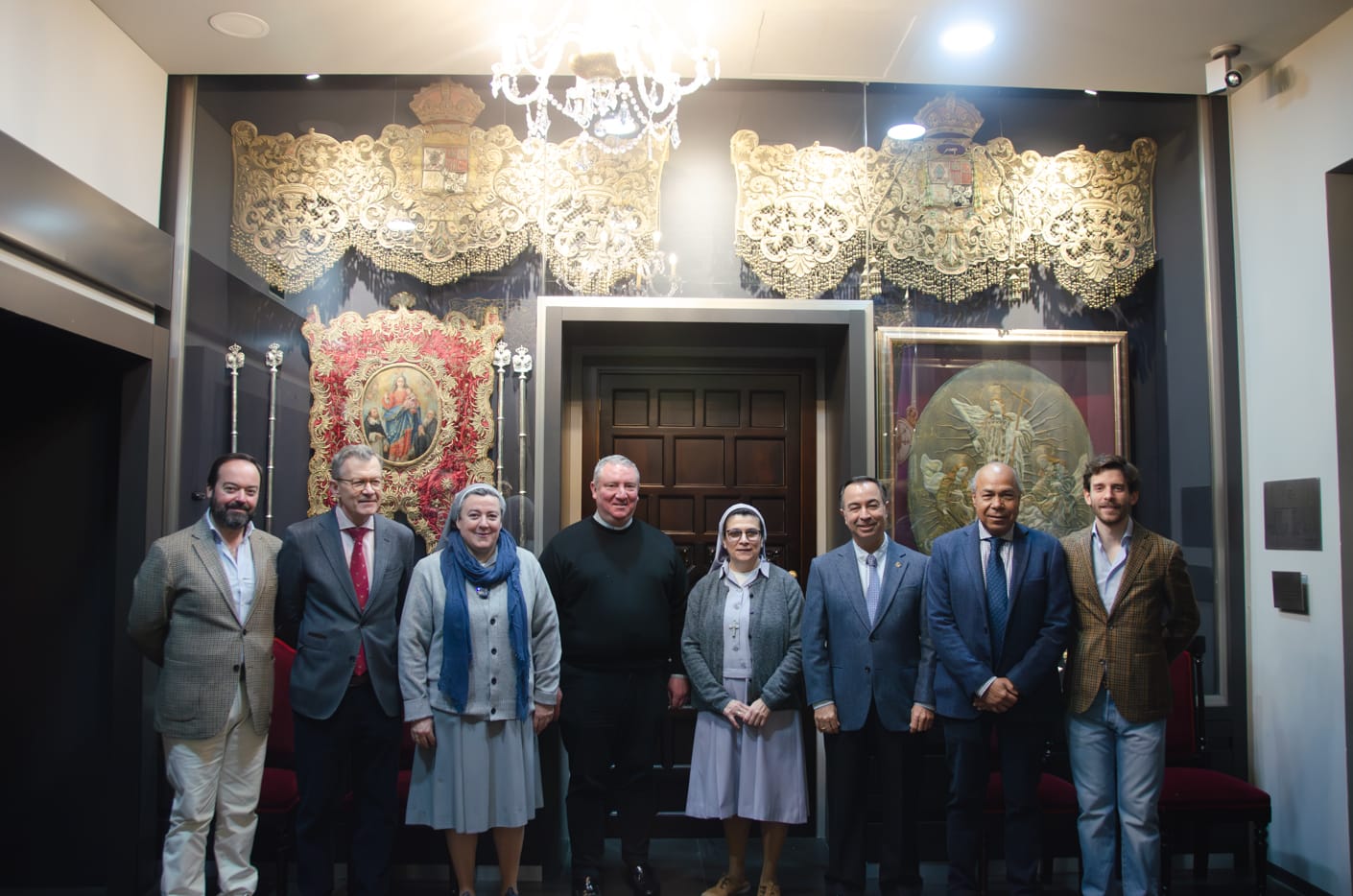 La Hermandad recibe a la Fundación Manuel María Vicuña
