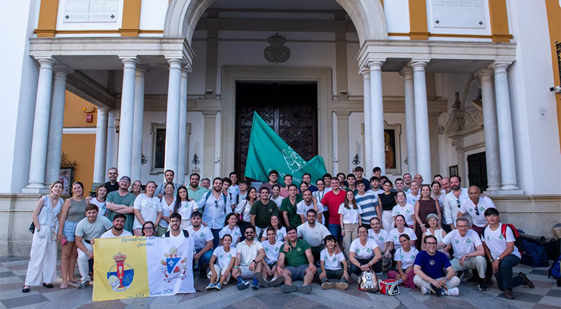 La Hermandad de la Macarena regresa de su peregrinación a Madrid con la emoción del encuentro con el Papa León XIV